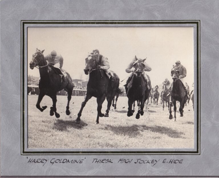 Harry Goldmine Thirsk 1961 Jockey E. Hide